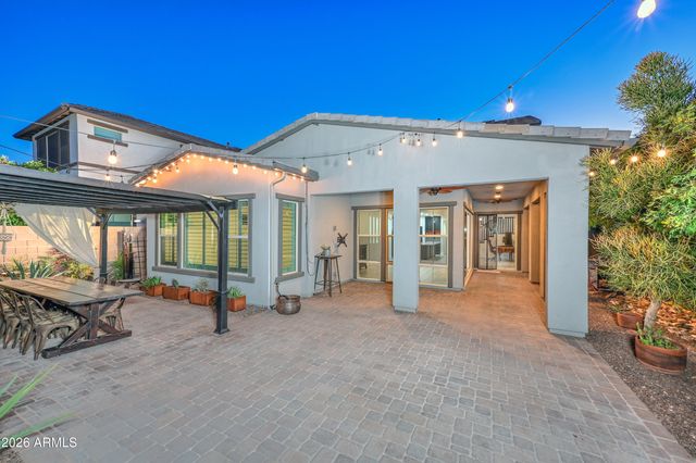 12110 W DALE Lane, Peoria, AZ 85383