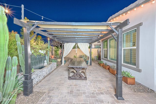 12110 W DALE Lane, Peoria, AZ 85383