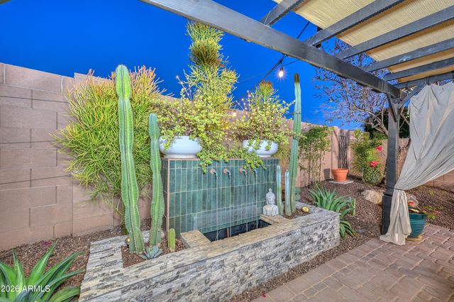 12110 W DALE Lane, Peoria, AZ 85383