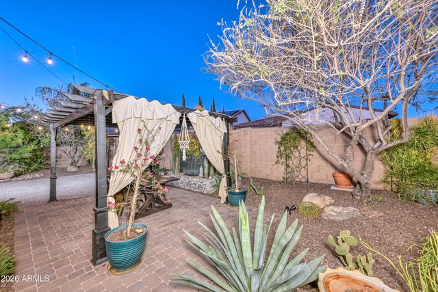 12110 W DALE Lane, Peoria, AZ 85383