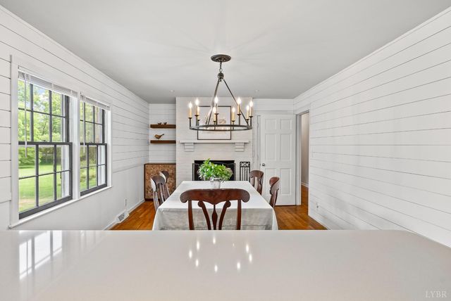 69 Creekview Lane, Lynchburg, VA 24501