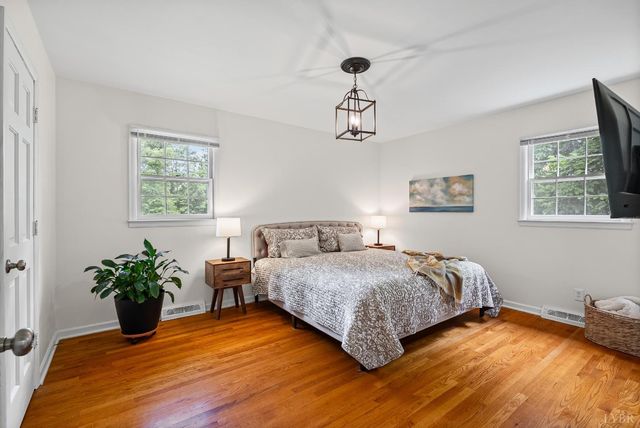 69 Creekview Lane, Lynchburg, VA 24501