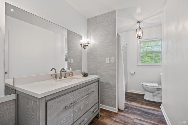 69 Creekview Lane, Lynchburg, VA 24501