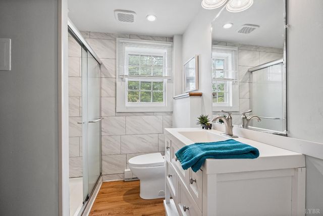 69 Creekview Lane, Lynchburg, VA 24501