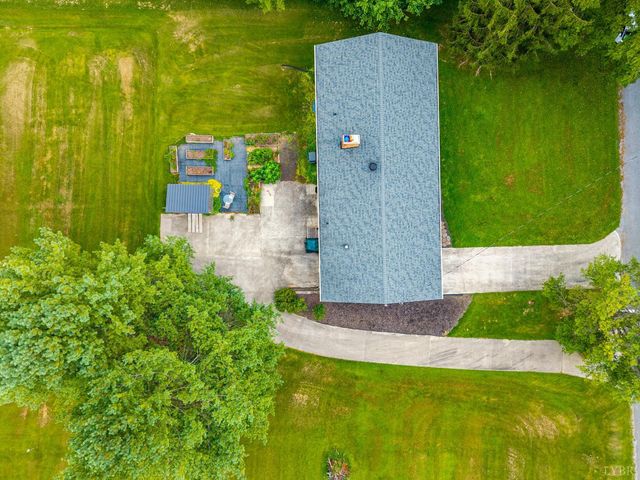 69 Creekview Lane, Lynchburg, VA 24501