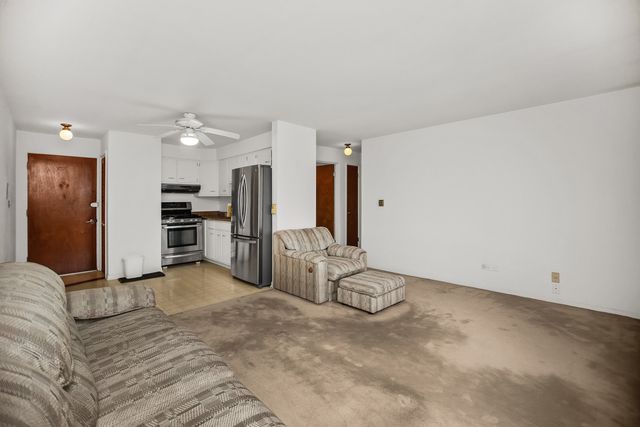 2521 N Thatcher Avenue 3A, River Grove, IL 60171