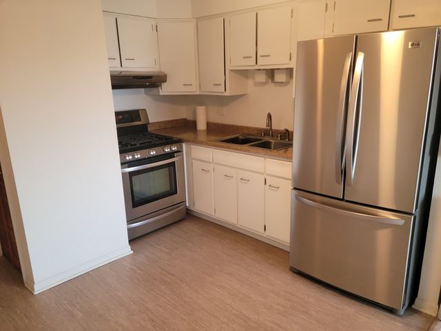 2521 N Thatcher Avenue 3A, River Grove, IL 60171