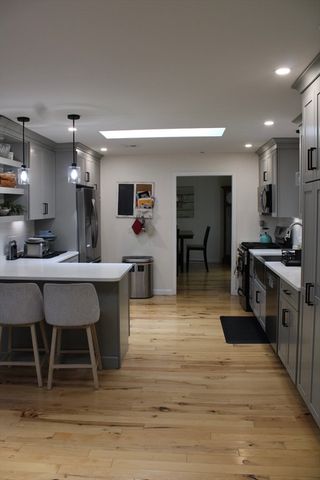 225 Braemoor Rd, Brockton, MA 02301