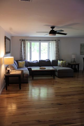 225 Braemoor Rd, Brockton, MA 02301