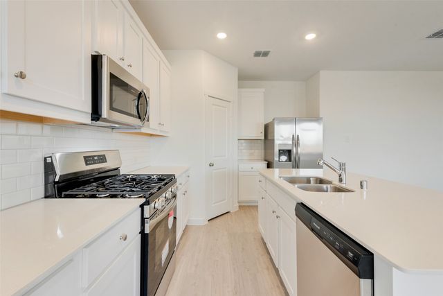 1828 White Ash Way, Mckinney, TX 75071