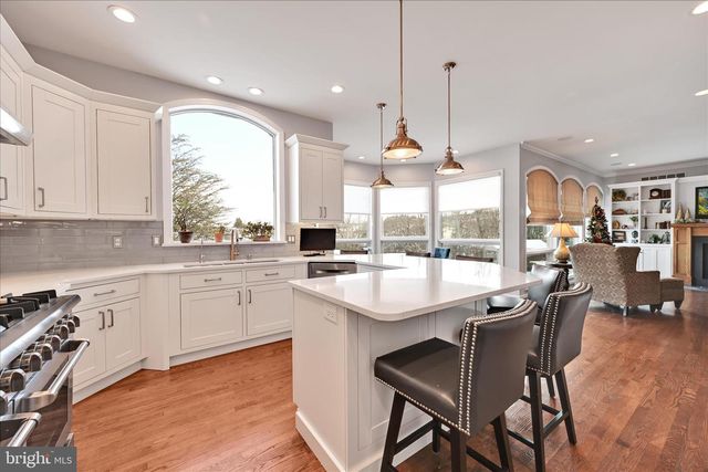 1161 SUNSET DR, Orwigsburg, PA 17961