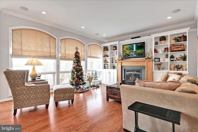 1161 SUNSET DR, Orwigsburg, PA 17961