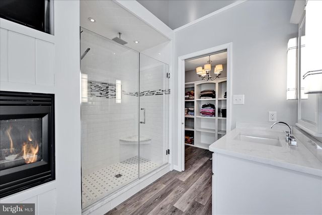 1161 SUNSET DR, Orwigsburg, PA 17961