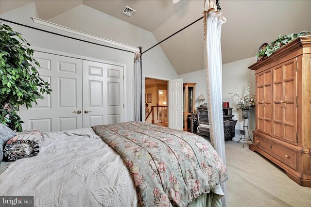 1161 SUNSET DR, Orwigsburg, PA 17961