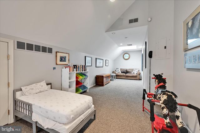 1161 SUNSET DR, Orwigsburg, PA 17961