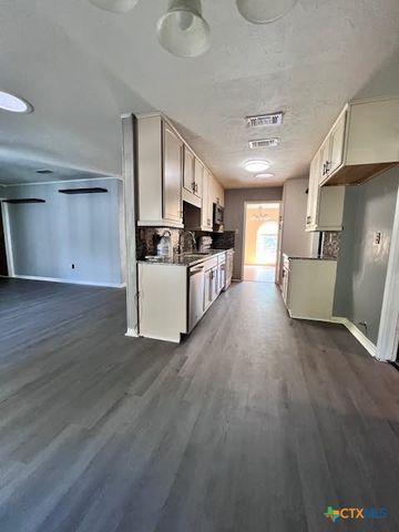 3055 Boys Ranch Road, Kempner, TX 76539