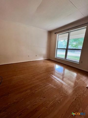 3055 Boys Ranch Road, Kempner, TX 76539