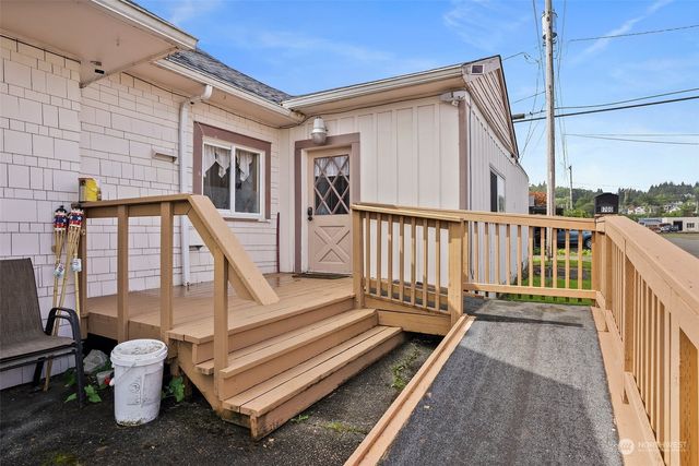 1700 Pacific Avenue, Aberdeen, WA 98520