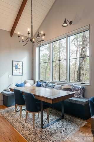 208 Glenroy Court, Flat Rock, NC 28731