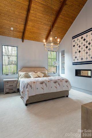 208 Glenroy Court, Flat Rock, NC 28731