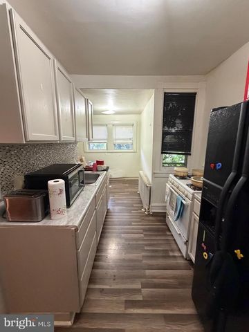 110 W 23RD ST, Wilmington, DE 19802