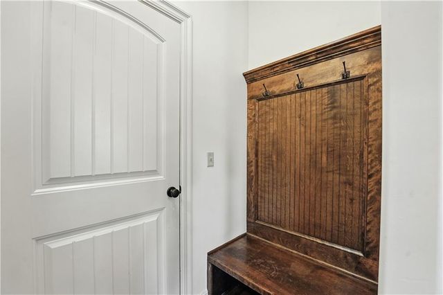 4560 NE Seneca Terrace, Lee's Summit, MO 64064