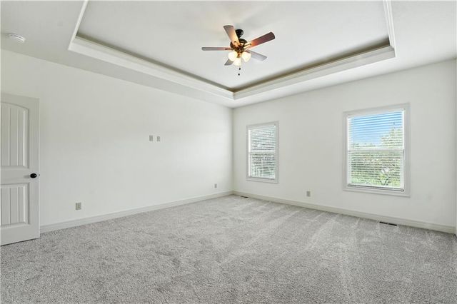 4560 NE Seneca Terrace, Lee's Summit, MO 64064