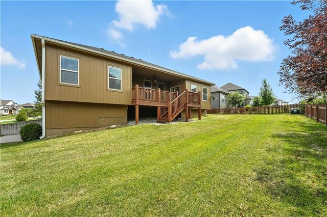 4560 NE Seneca Terrace, Lee's Summit, MO 64064