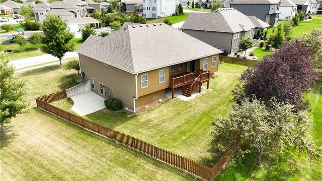 4560 NE Seneca Terrace, Lee's Summit, MO 64064