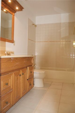 1930 Brandt Pike, Dayton, OH 45404