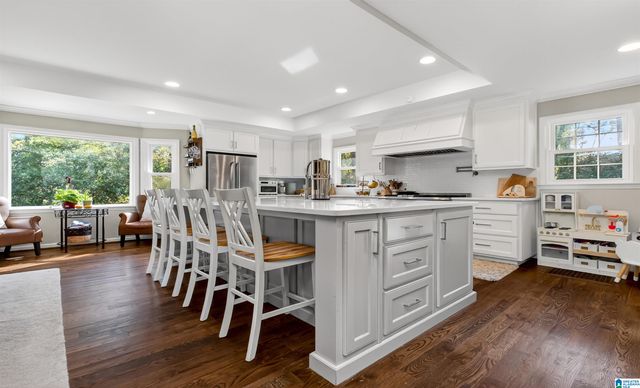 1309 ANGLEWOOD DRIVE, Vestavia Hills, AL 35216