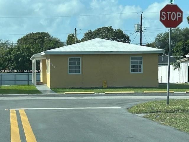 417 SW 3rd St, Hallandale Beach, FL 33009