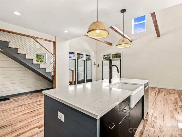 26 Blalock Avenue, Asheville, NC 28803