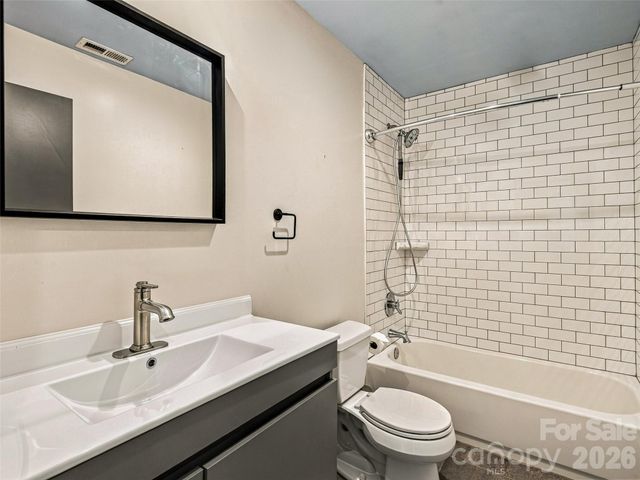 26 Blalock Avenue, Asheville, NC 28803