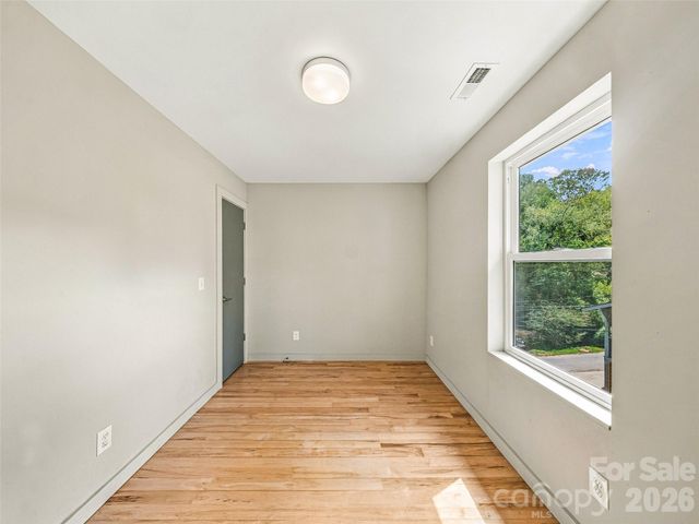 26 Blalock Avenue, Asheville, NC 28803