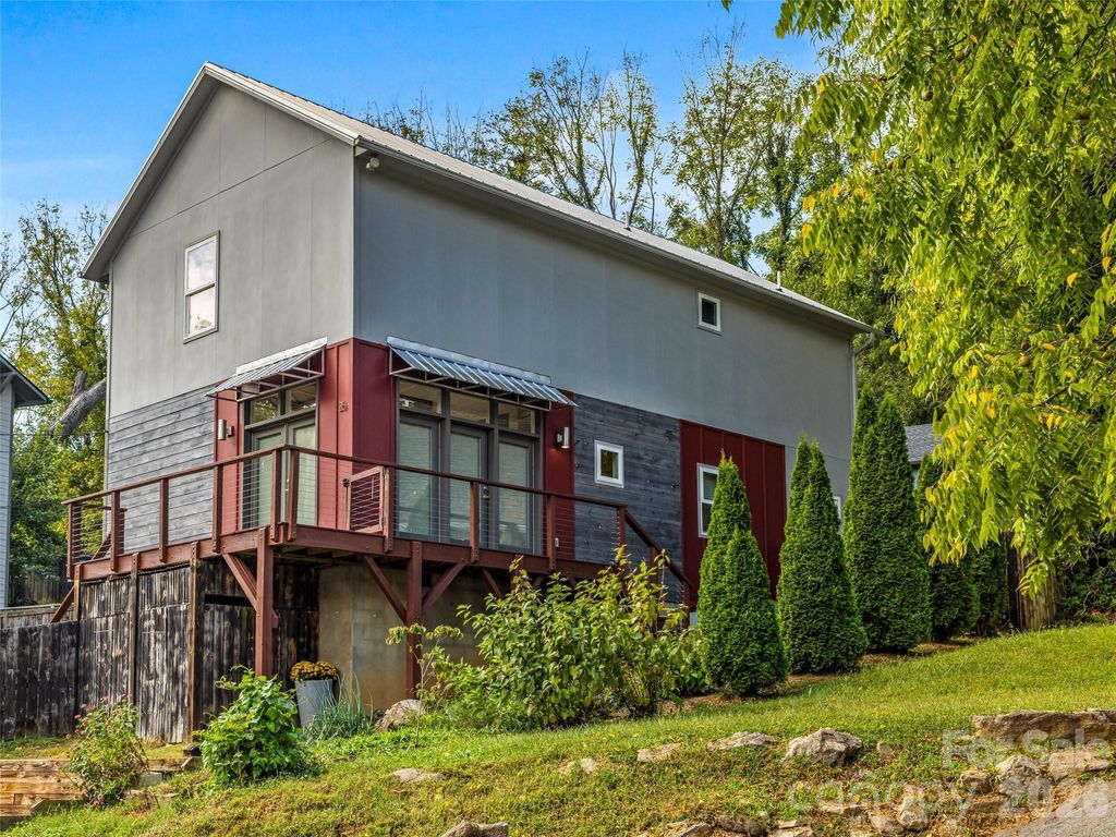 26 Blalock Avenue, Asheville, NC 28803