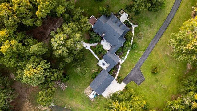 6949 Maybank Highway, Wadmalaw Island, SC 29487