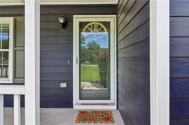 3325 Holly Stand Court, Loganville, GA 30052