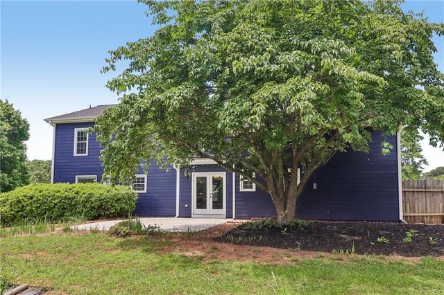 3325 Holly Stand Court, Loganville, GA 30052