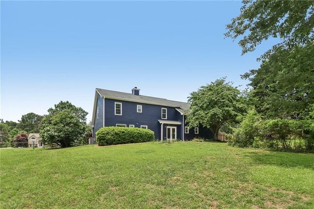 3325 Holly Stand Court, Loganville, GA 30052
