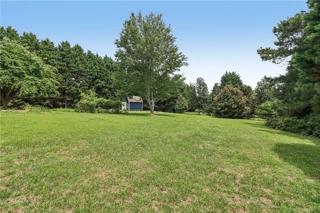 3325 Holly Stand Court, Loganville, GA 30052