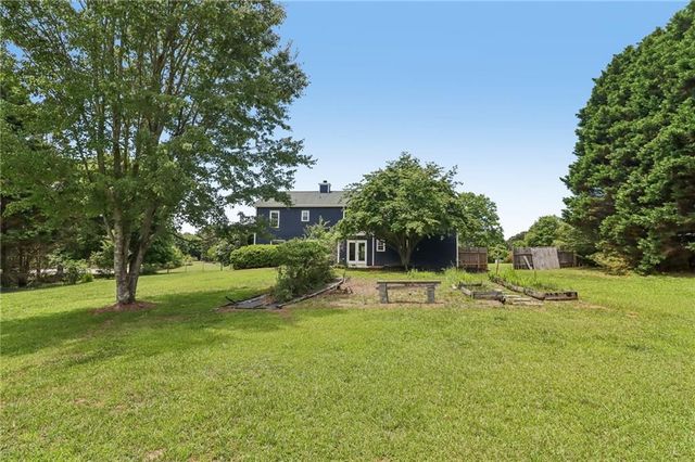 3325 Holly Stand Court, Loganville, GA 30052