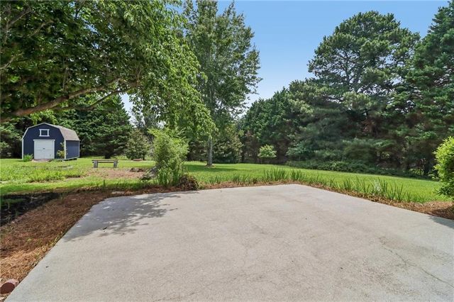 3325 Holly Stand Court, Loganville, GA 30052