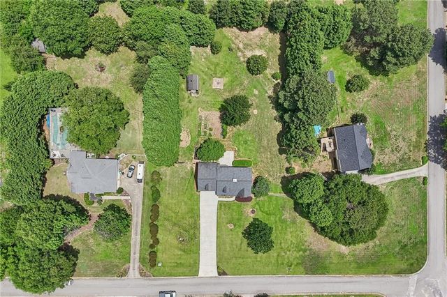 3325 Holly Stand Court, Loganville, GA 30052