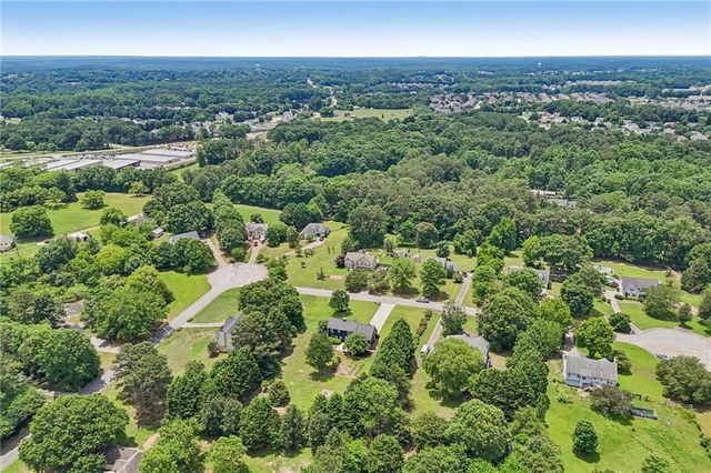 3325 Holly Stand Court, Loganville, GA 30052