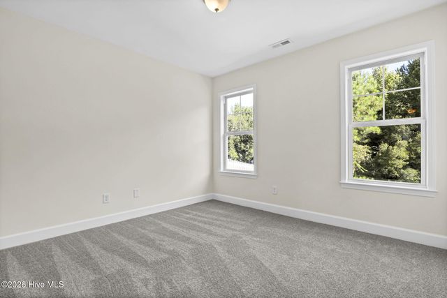 91 Glasgow Drive, Rocky Point, NC 28457