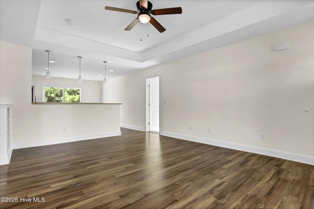 91 Glasgow Drive, Rocky Point, NC 28457