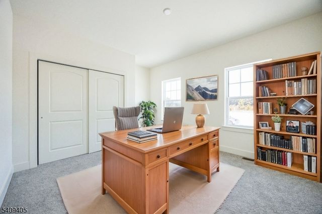 33 Barbertown Point Breeze, Kingwood Twp., NJ 08825