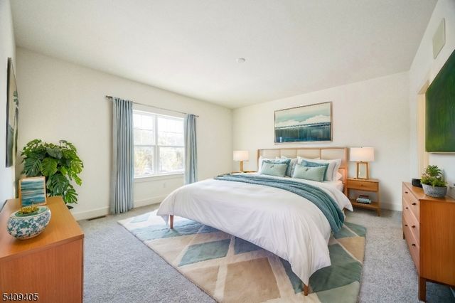 33 Barbertown Point Breeze, Kingwood Twp., NJ 08825