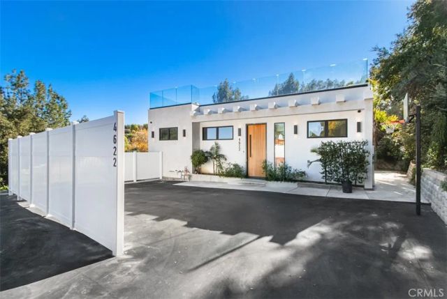 4620 Caritina, Tarzana, CA 91356